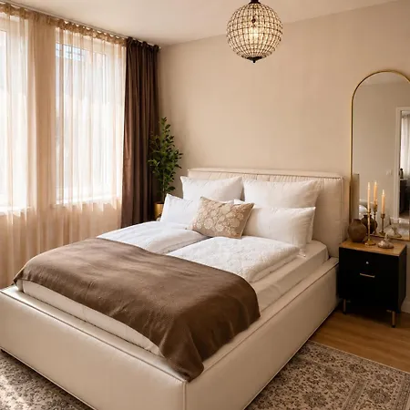 Zentrum Private Terrace, Near Metro, 24h Self Check-in - Smart Tv شقة