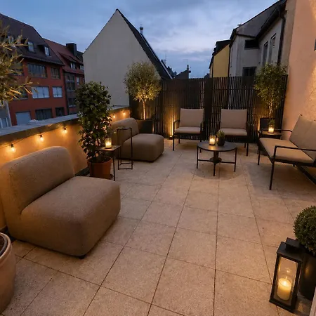 Zentrum Private Terrace, Near Metro, 24h Self Check-in - Smart Tv شقة نورنبيرغ